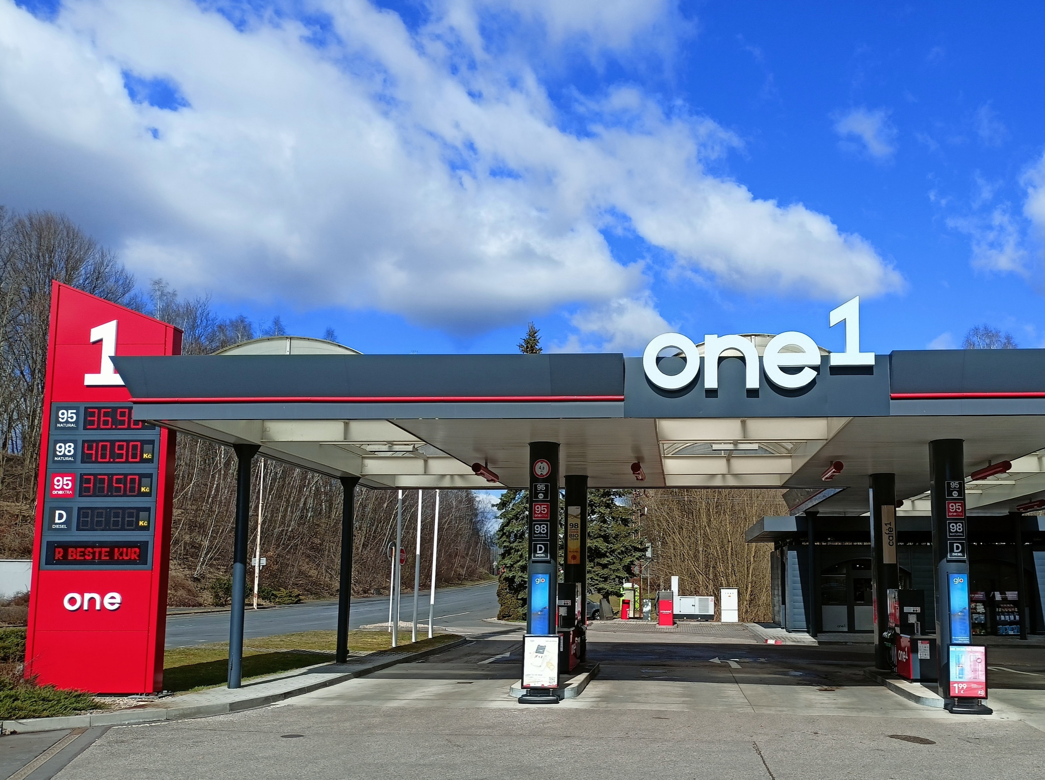 One1 Petrovice tankstelle
